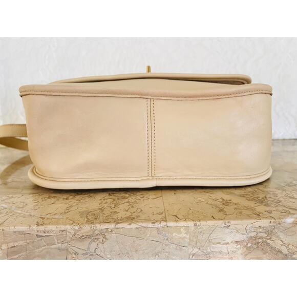 Vintage Coach City cream Bag leather Cross body city bag, Shoulder bag #9790 - Picture 5 of 11